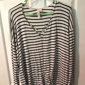 Black & white striped long sleeve
